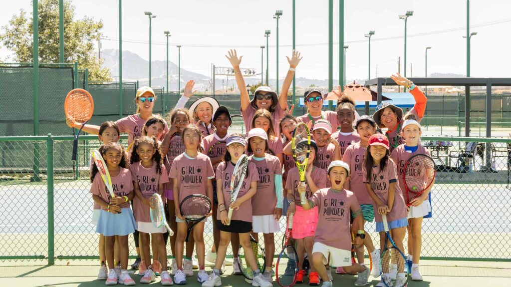 youth_tennis_camp_group_photo