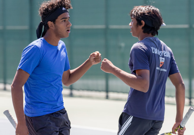 young-tennis-players-celebrating